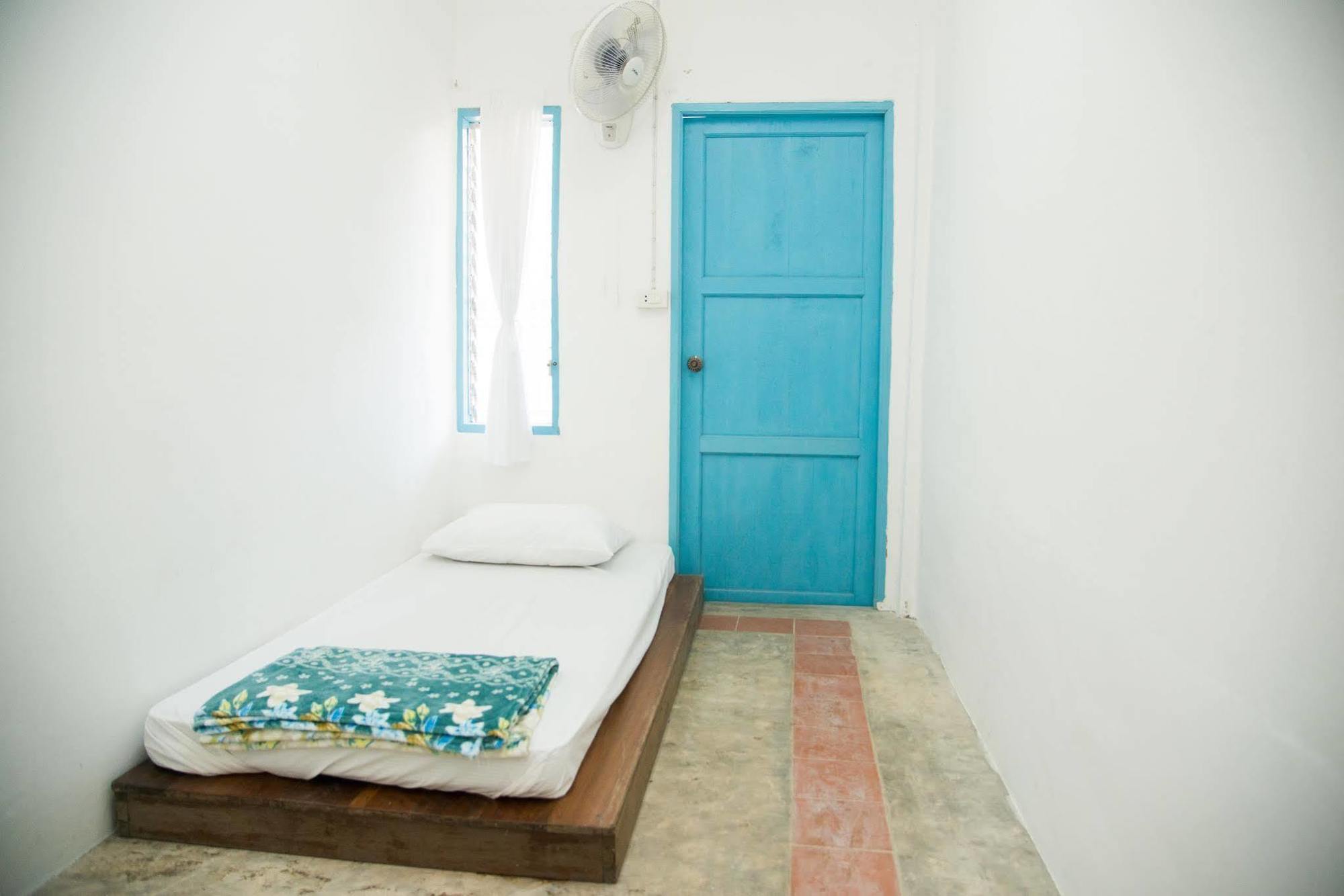 Sleepyowl Hostel Ban Bang Bao  Extérieur photo